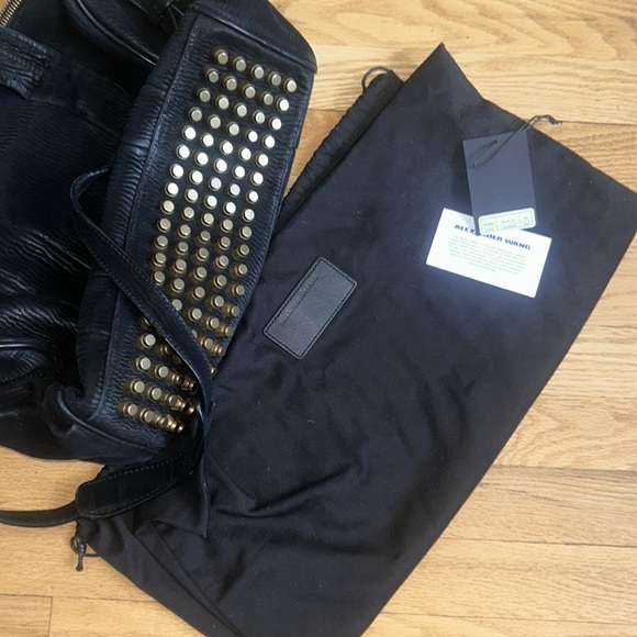 Alexander Wang black pebble leather satchel (2 leather handles) w/gold grommets - Picture 13 of 14